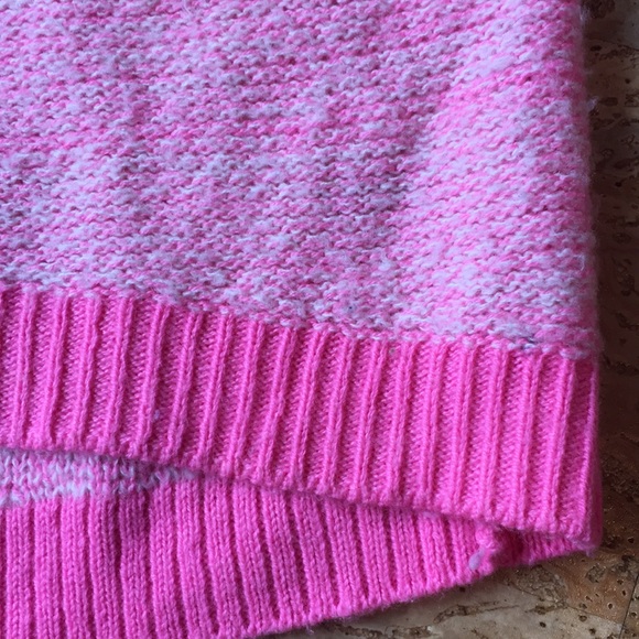 GAP hot pink knot pullover - Picture 2 of 4